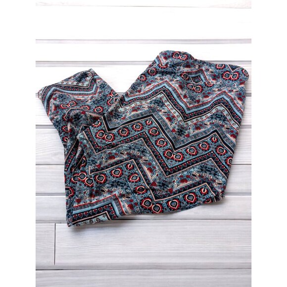 Time And & Tru Leggings PLus Size XXL 2X Floral Chevron CapriS Cropped Pants - Picture 1 of 6
